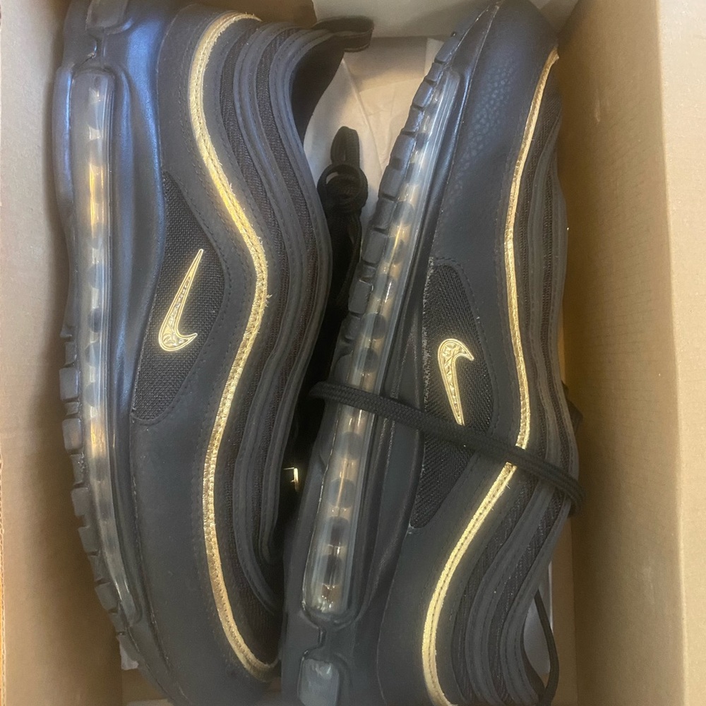 Nike Black Vapor Edge Pro 360 sneakers